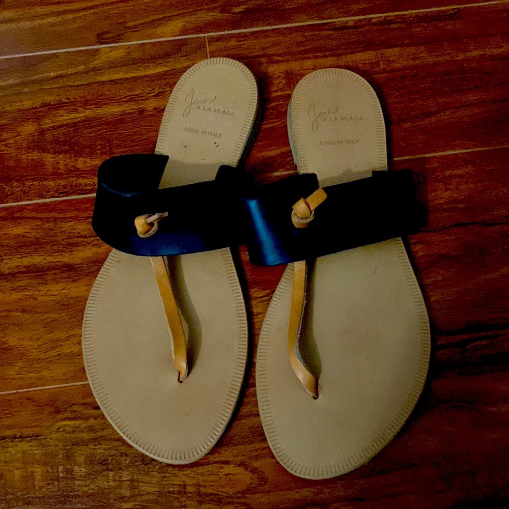Joie flats worn once needs new home!